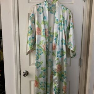 Natori Floral Robe